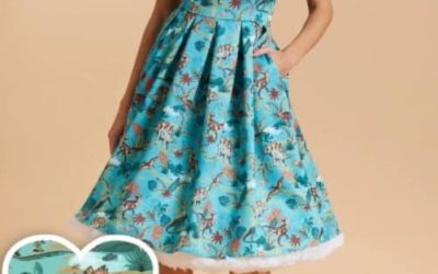 Robe turquoise avec imprimé dinosaures