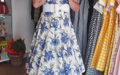 ROBE A FLEURS STYLE MARILYN MONROE
