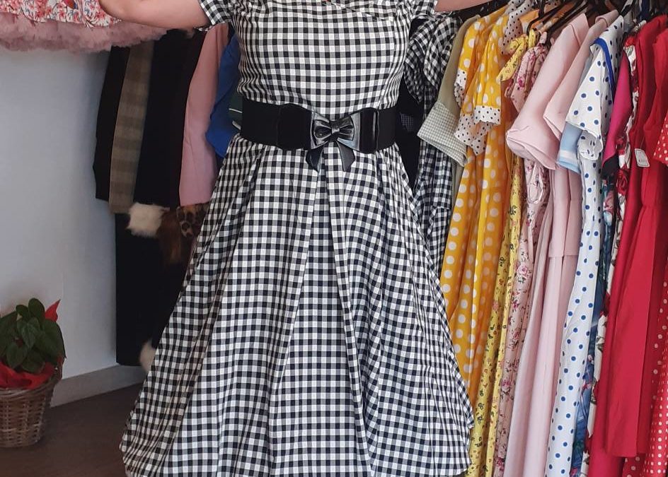 ROBE VICHY NOIR ET BLANCHE